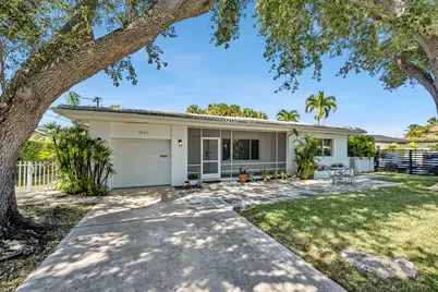 1995 Ixora Road, North Miami, FL 33181 - Photo 5