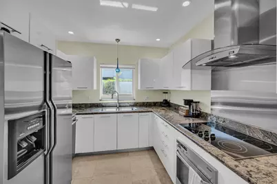 1995 Ixora Road, North Miami, FL 33181 - Photo 13