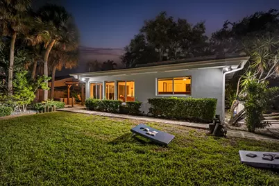 1995 Ixora Road, North Miami, FL 33181 - Photo 27