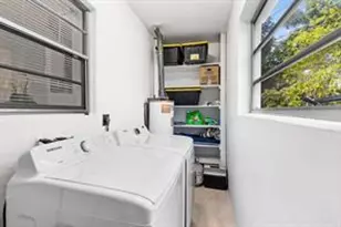 811 SW 26th Ct, Fort Lauderdale, FL 33315 - Photo 11