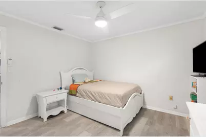 1852 NW 82nd Avenue, Coral Springs, FL 33071 - Photo 21