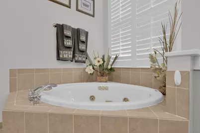 2206 Newport Isles Boulevard, Port Saint Lucie, FL 34953 - Photo 23