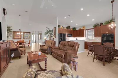 2206 Newport Isles Boulevard, Port Saint Lucie, FL 34953 - Photo 9