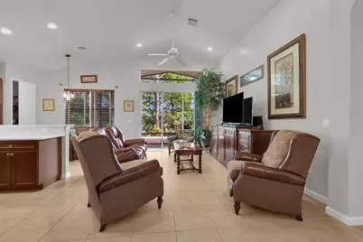 2206 Newport Isles Boulevard, Port Saint Lucie, FL 34953 - Photo 5