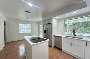 9135 NW 3rd Ct, Coral Springs, FL 33071 - Photo 13