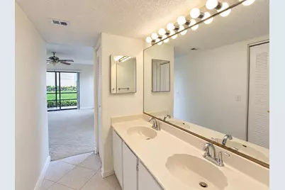 7915 Willow Spring #1218, Lake Worth, FL 33467 - Photo 17