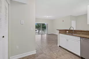 6960 SW 39th St, Davie, FL 33314 - Photo 9