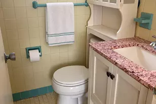 5051 SW 10th St, Plantation, FL 33317 - Photo 13