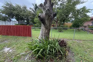 408 NW 16th Ave, Pompano Beach, FL 33069 - Photo 23