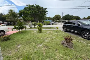 408 NW 16th Ave, Pompano Beach, FL 33069 - Photo 17