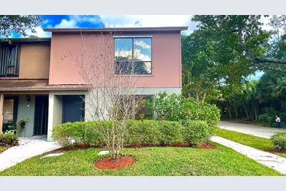 501 Sandtree Drive, Palm Beach Gardens, FL 33403 - Photo 1