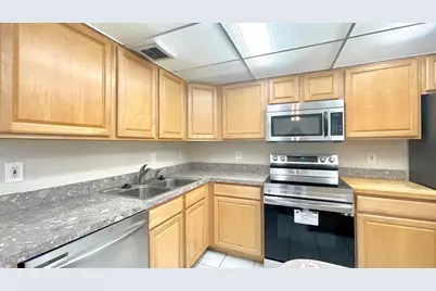 501 Sandtree Drive, Palm Beach Gardens, FL 33403 - Photo 11