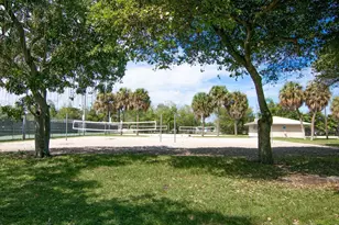 3240 Lake Osborne Dr, Lake Worth Beach, FL 33461 - Photo 25