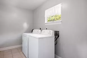 2456 SE Melaleuca Blvd, Port Saint Lucie, FL 34952 - Photo 11