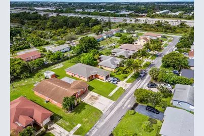 524 NW 9th Avenue, Boynton Beach, FL 33435 - Photo 35