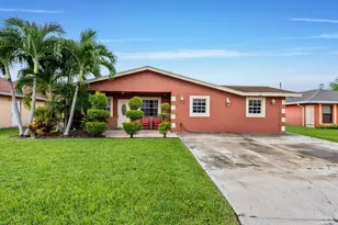 524 NW 9th Ave, Boynton Beach, FL 33435 - Photo 1
