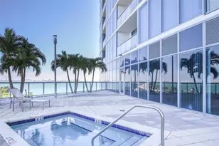 601 NE 36th St, Miami, FL 33137 - Photo 7