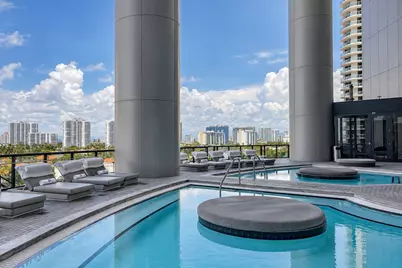 18555 Collins Avenue #3303, Sunny Isles Beach, FL 33160 - Photo 45