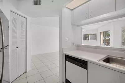 801 SW 141st Avenue #302O, Pembroke Pines, FL 33027 - Photo 17