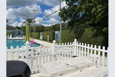 950 S Kanner Hwy B-7 Highway #B-7, Stuart, FL 34994 - Photo 13