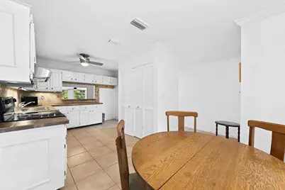 143 SE 7th Street, Deerfield Beach, FL 33441 - Photo 7