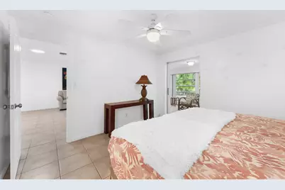 143 SE 7th Street, Deerfield Beach, FL 33441 - Photo 11