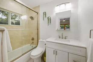 1764 NE 16th St, Fort Lauderdale, FL 33304 - Photo 17