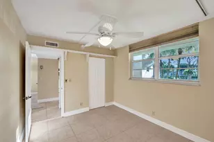 9460 Poinciana Pl, Davie, FL 33324 - Photo 27