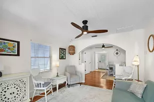 616 SW Cleveland Ave, Stuart, FL 34994 - Photo 9