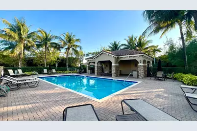 10361 Wellington Parc Drive, Wellington, FL 33449 - Photo 27