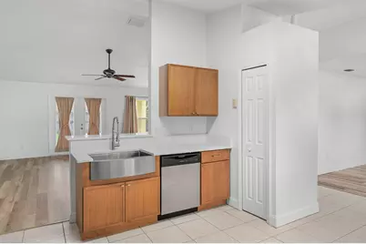 5323 NW Perez Court, Port Saint Lucie, FL 34983 - Photo 9