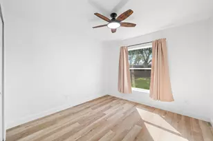 5323 NW Perez Ct, Port Saint Lucie, FL 34983 - Photo 17