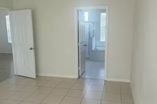 558 SW Halifax Ave, Port Saint Lucie, FL 34953 - Photo 15