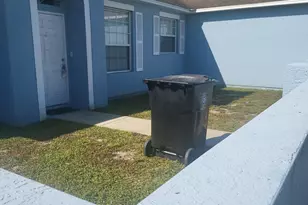 558 SW Halifax Ave, Port Saint Lucie, FL 34953 - Photo 3