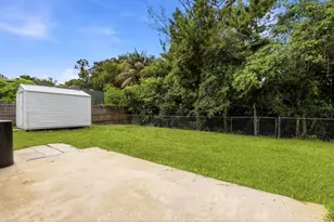 15409 Los Angeles Dr, Loxahatchee, FL 33470 - Photo 7