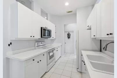 707 SW San Salvador Cove, Port Saint Lucie, FL 34986 - Photo 15