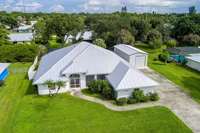 1002 Ibis Avenue, Fort Pierce, FL 34982 - Photo 1