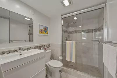 811 S Hollybrook Drive #202, Pembroke Pines, FL 33025 - Photo 5