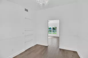 4268 SW Jared St, Port Saint Lucie, FL 34953 - Photo 9