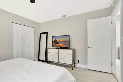 1035 NW 5th Avenue, Boca Raton, FL 33432 - Photo 31