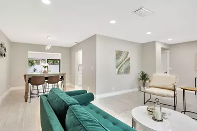 1035 NW 5th Avenue, Boca Raton, FL 33432 - Photo 5