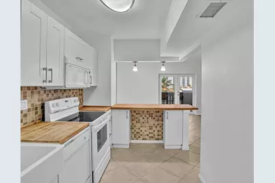 320 S Surf Road #402, Hollywood, FL 33019 - Photo 7