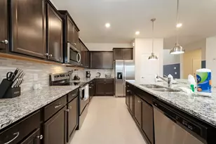 3712 Lana Ave, Davenport, FL 33897 - Photo 5
