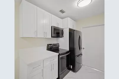 1421 Crest Drive, Lake Worth, FL 33461 - Photo 17