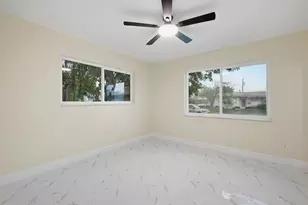 1421 Crest Dr, Lake Worth, FL 33461 - Photo 25