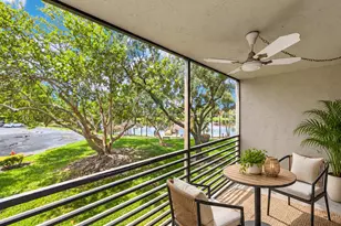 900 Colony Point Cir, Pembroke Pines, FL 33026 - Photo 15