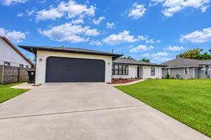 974 SE Brookedge Ave, Port Saint Lucie, FL 34983 - Photo 7