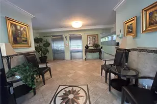 3970 Oaks Clubhouse Dr, Pompano Beach, FL 33069 - Photo 19