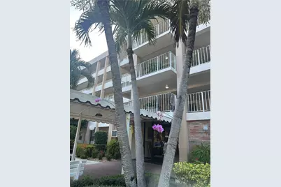 3970 Oaks Clubhouse Drive #310, Pompano Beach, FL 33069 - Photo 23