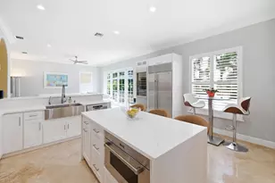 1261 Beacon Cir, Wellington, FL 33414 - Photo 11